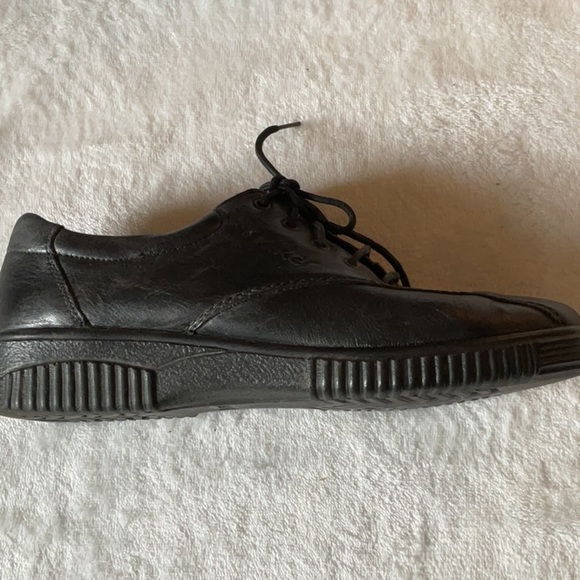 Rieker Black Oxfords Classic Leather Shoes - Picture 5 of 8